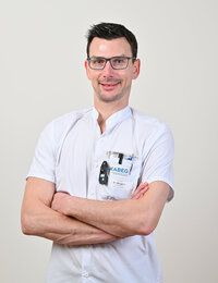 OA Dr. Lukas Struger